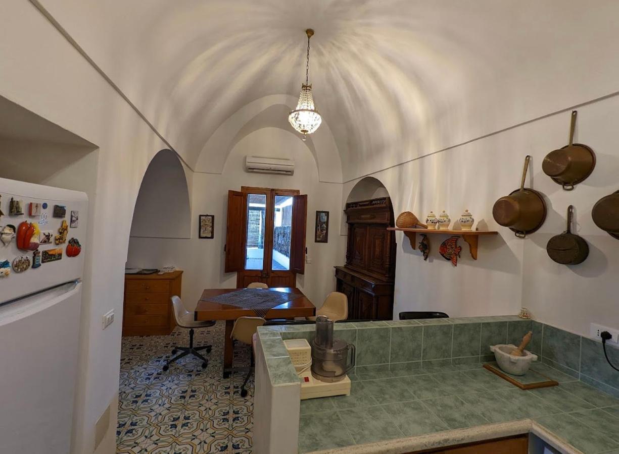 Dammuso I Pini Di Kaddiuggia Villa Campobello Exteriör bild
