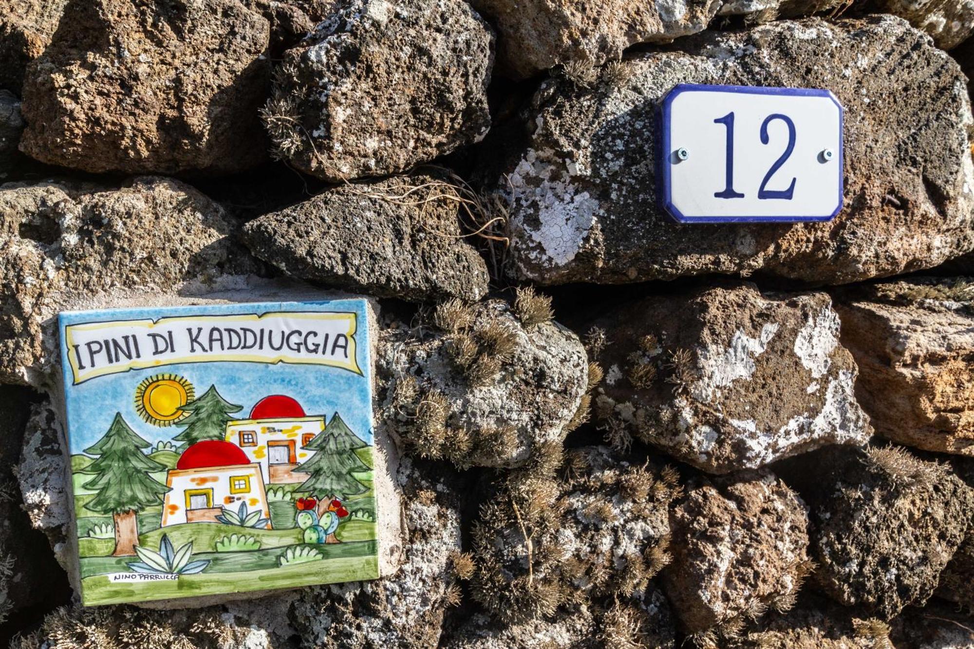 Dammuso I Pini Di Kaddiuggia Villa Campobello Exteriör bild