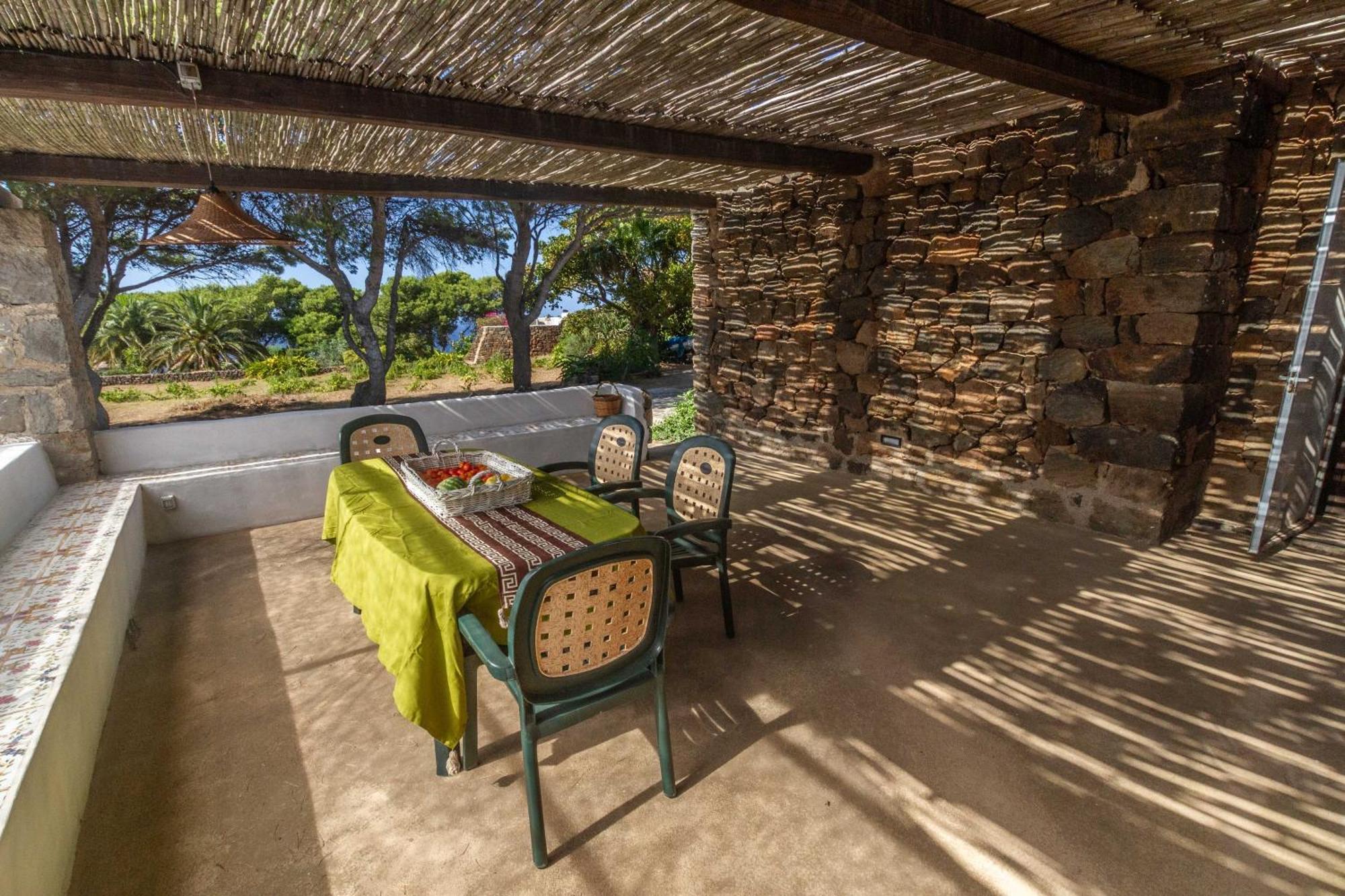 Dammuso I Pini Di Kaddiuggia Villa Campobello Exteriör bild